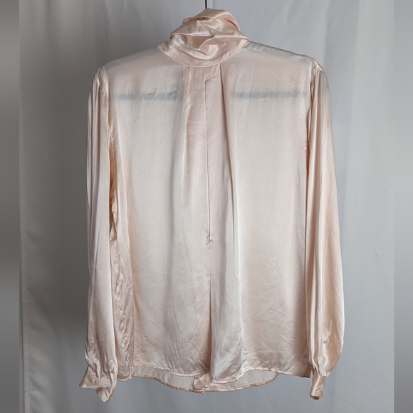 Vintage 100% silk peach long sleeve blouse - Picture 3 of 7